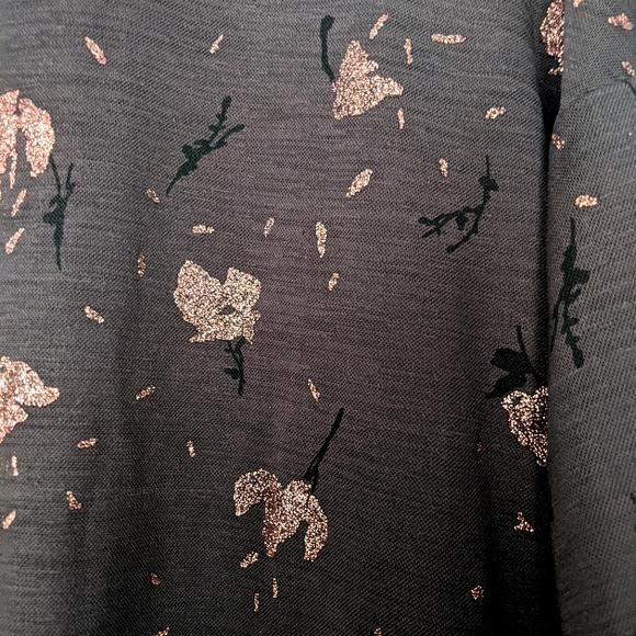 Grey Floral T-shirt | Zara - Picture 2 of 7